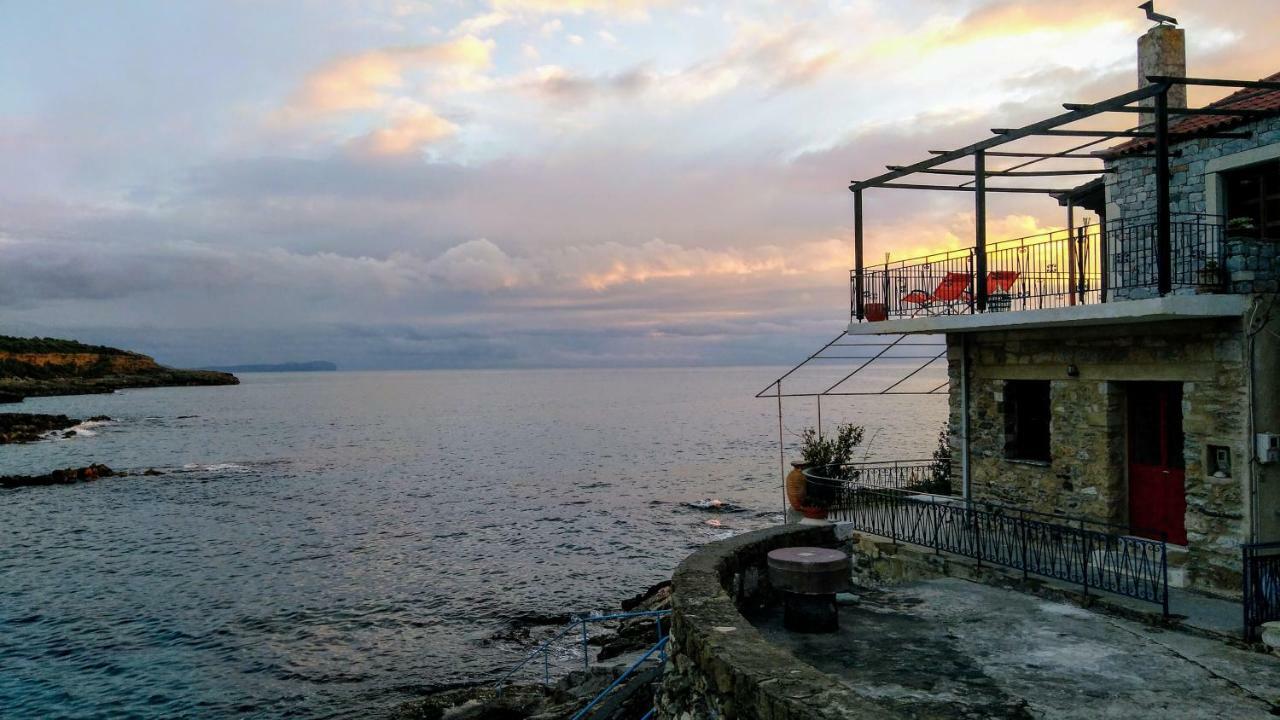 Vila Wheelhouse Trachila Mani Trakhila Exteriér fotografie